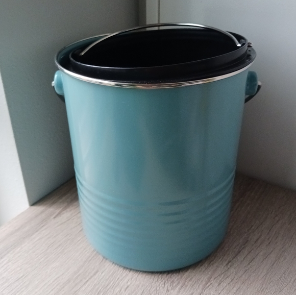 NWT Typhoon Vintage Kitchen Compost Caddy - Picture 10 of 13